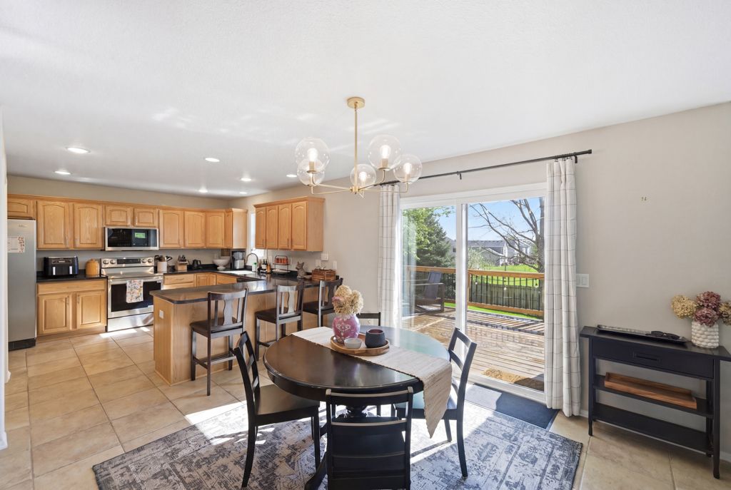 Listing Photo: 1935 SE Prairie Creek Dr, Waukee, IA 50263-10